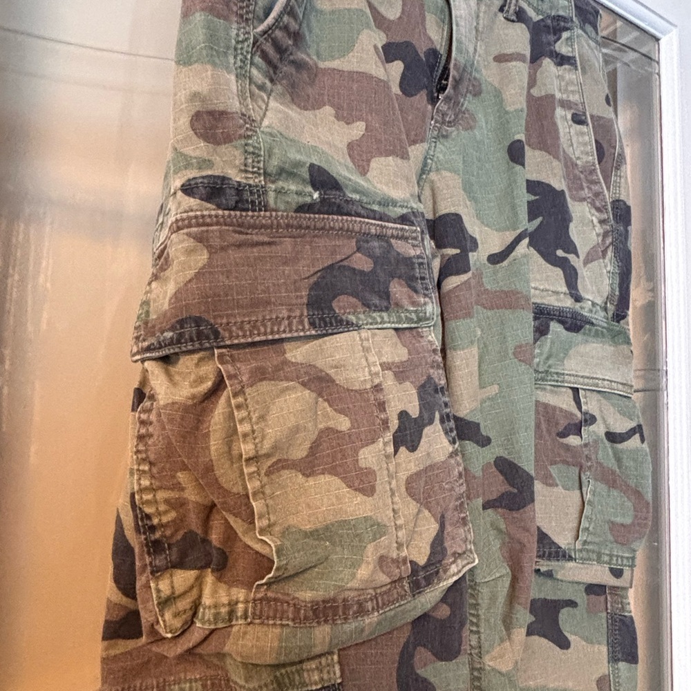 GAP Green Camouflage Trousers - Picture 3 of 9